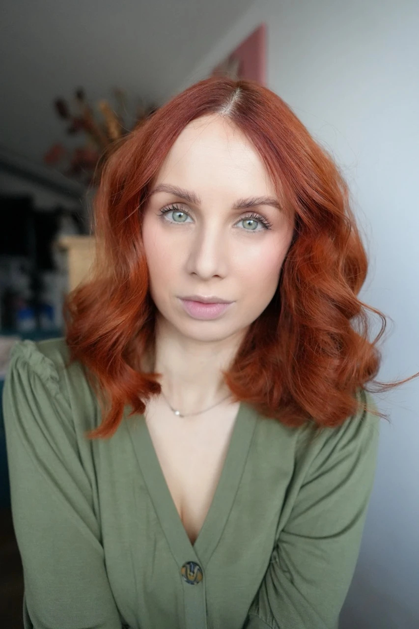 Lucia D. R.