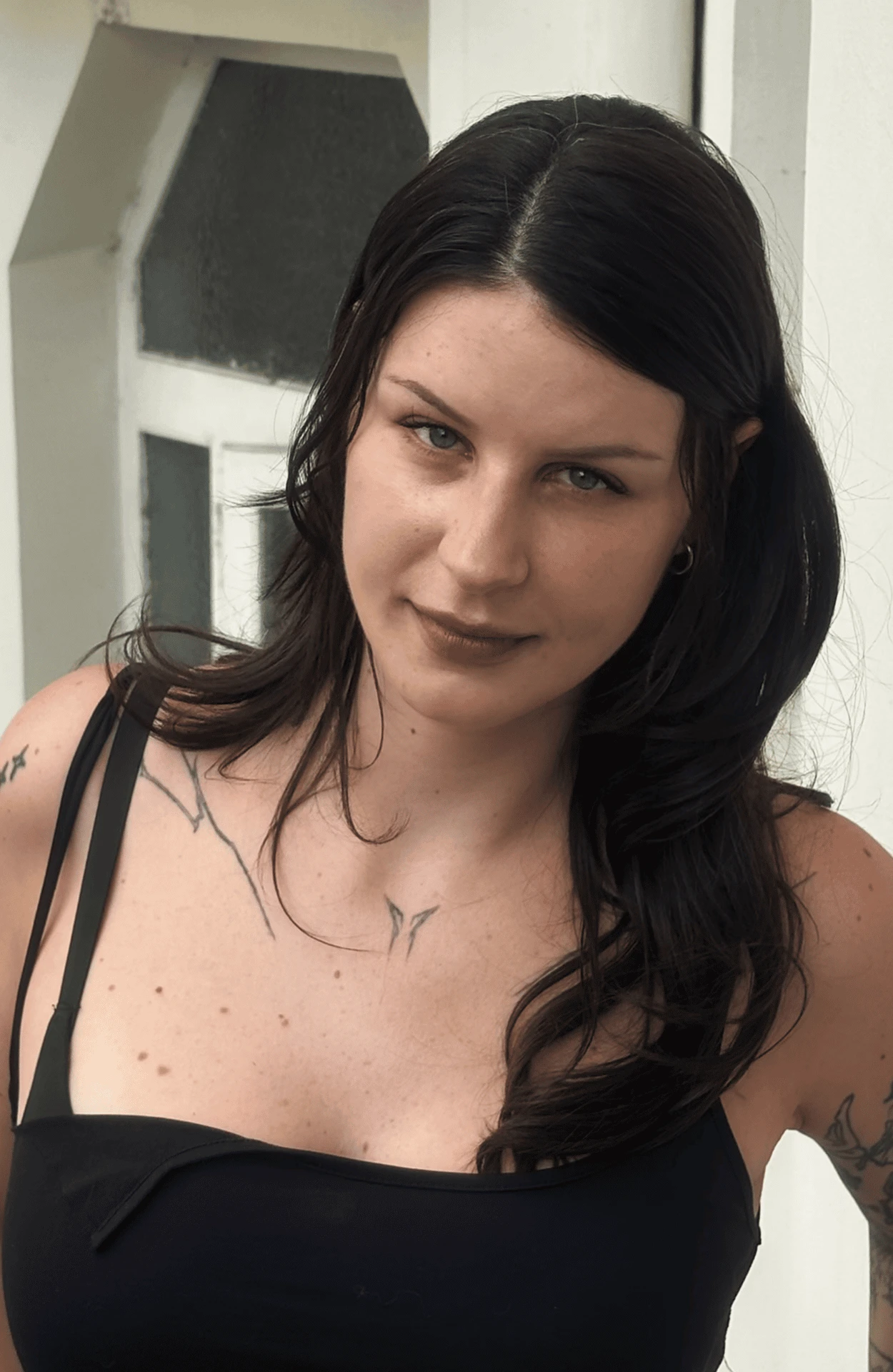 Nina V.